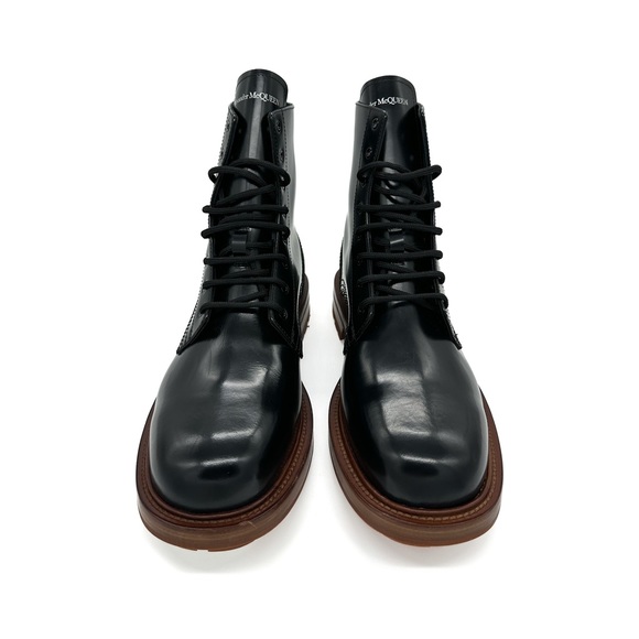 ALEXANDER MCQUEEN patent-leather lace up boots - Picture 4 of 6